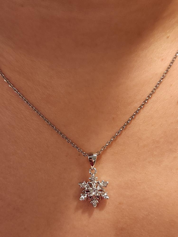 Sunny 18k White Gold Plated Crystal Necklace - Customer Photo From Snowflake