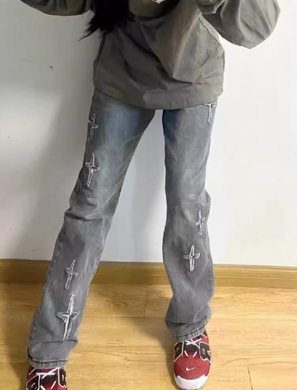 High Street Stars Embroidery Distressed Jeans - Customer Photo From goldenhour