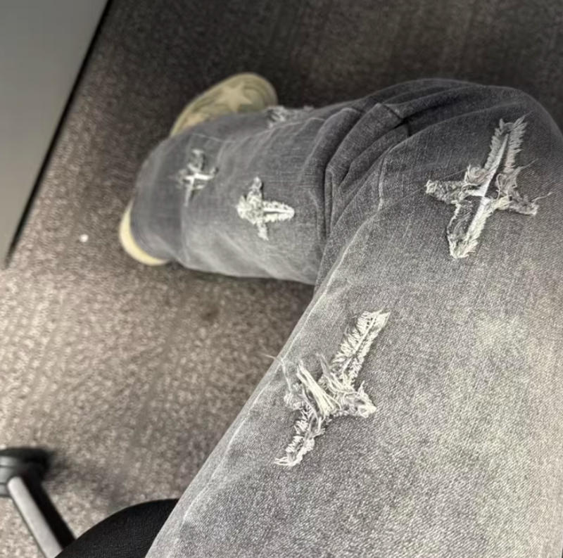 High Street Stars Embroidery Distressed Jeans - Customer Photo From lakeshore