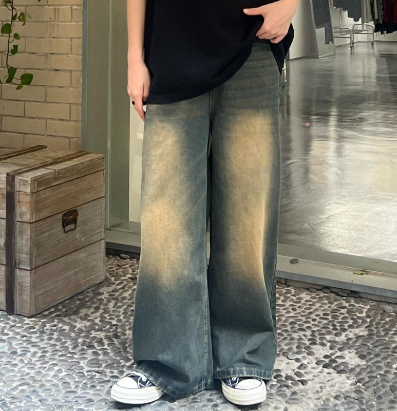 Retro Clean-Fit Distressed Loose Jeans - Customer Photo From morningdew