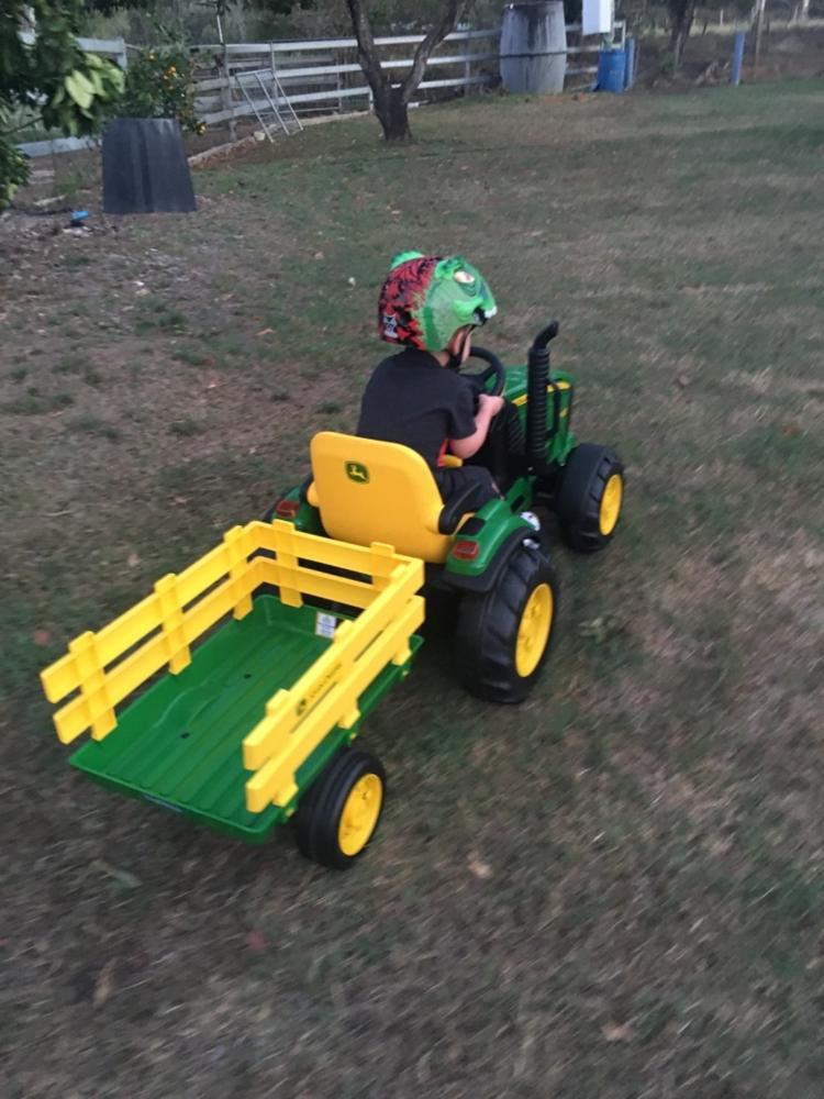 John Deere Ground Force 12v Kids Ride-On Tractor With Trailer - Customer Photo From Kaitlyn Bunter