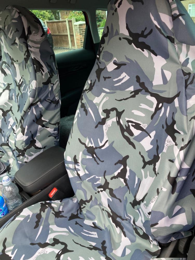 Universal camo outlet seat covers