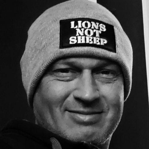 LIONS NOT SHEEP OG Cuffed Beanie (Heather Grey) - Customer Photo From Todd Vespie