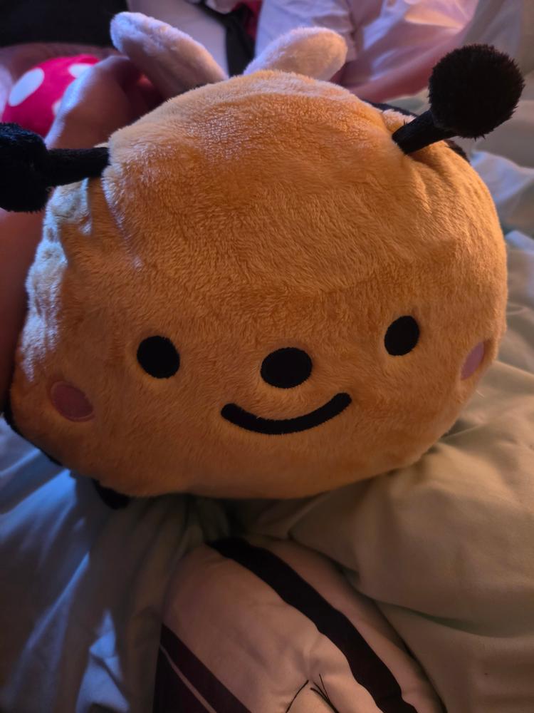 Bee Heatable Plush - Customer Photo From Ramona