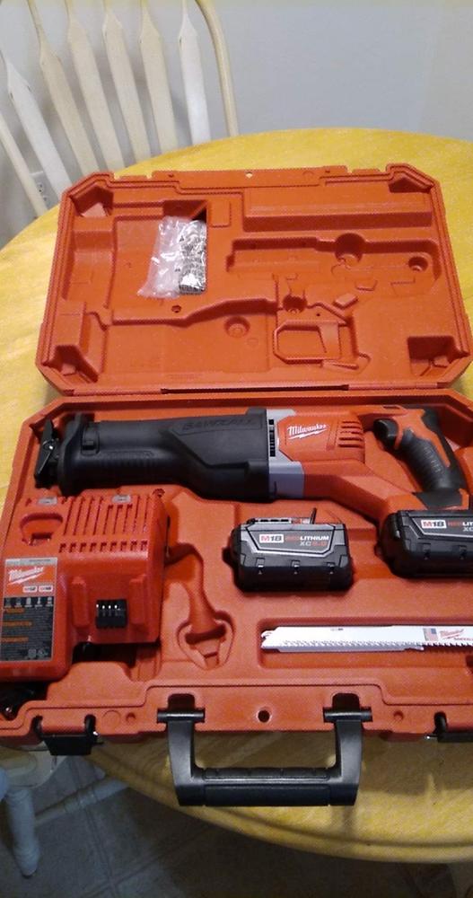 Milwaukee 42-55-2621 Carrying Case for 2621-20 and 2621-21 M18 SAWZALL ...