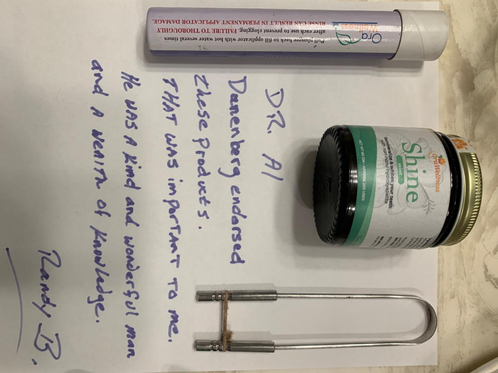 Shine—Remineralizing Tooth Whitening Powder with Hydroxyapatite - Customer Photo From Randall Borovicka