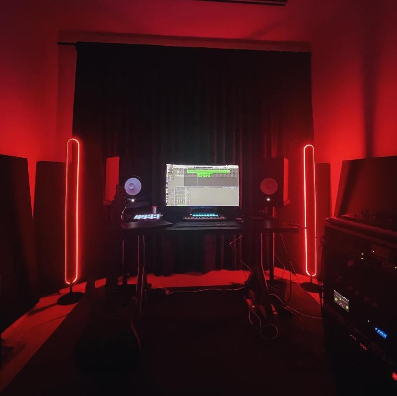 Infinity Floor Lamp - Customer Photo From Prashanth Gibson