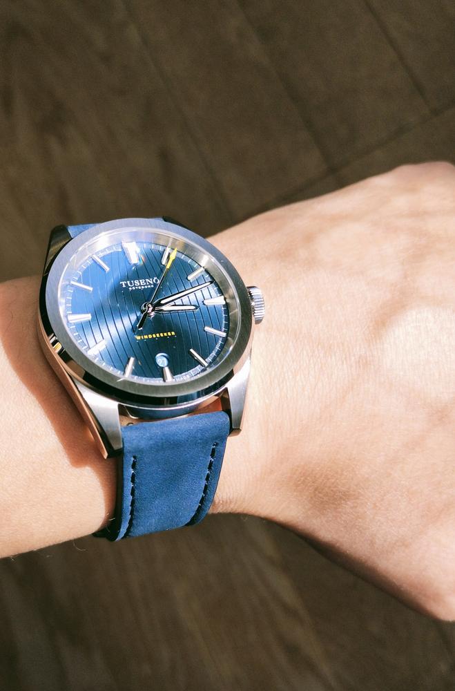 TUSENO トゥセノ自動巻きウィンドシーカー未使用同様