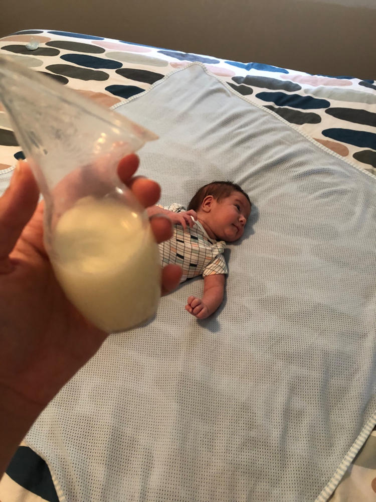 Generation 2 100/150ml Silicone Breast Pump with Suction Base & Silicone Cap Gift Box - Customer Photo From Felecia Burke