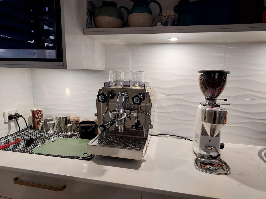 Mazzer Mini Electronic A Grinder - Customer Photo From Robert B.