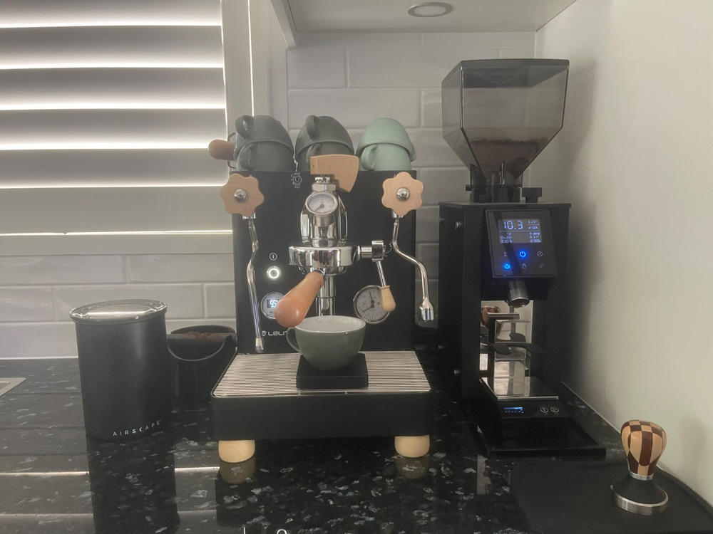 Airscape Classic 7" Medium - Matte Charcoal - Customer Photo From David Cauchi