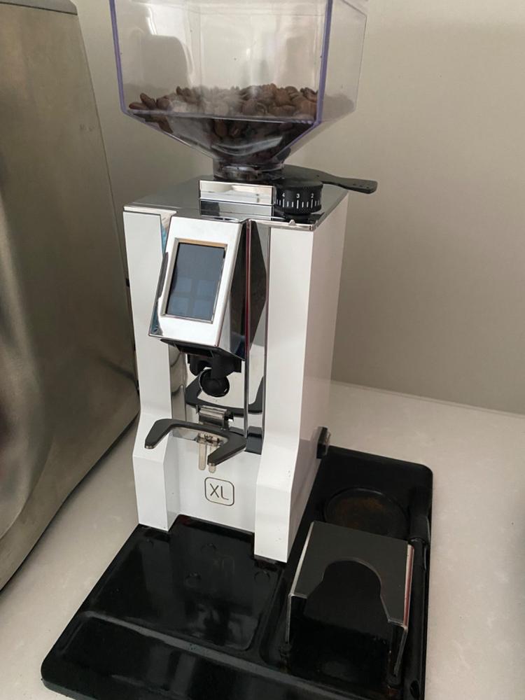 Eureka Mignon XL 65E Coffee Grinder - Customer Photo From Long L.