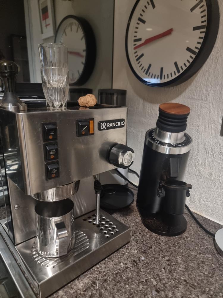 Turin DF64 Single Dose Grinder - Customer Photo From Graeme Henderson