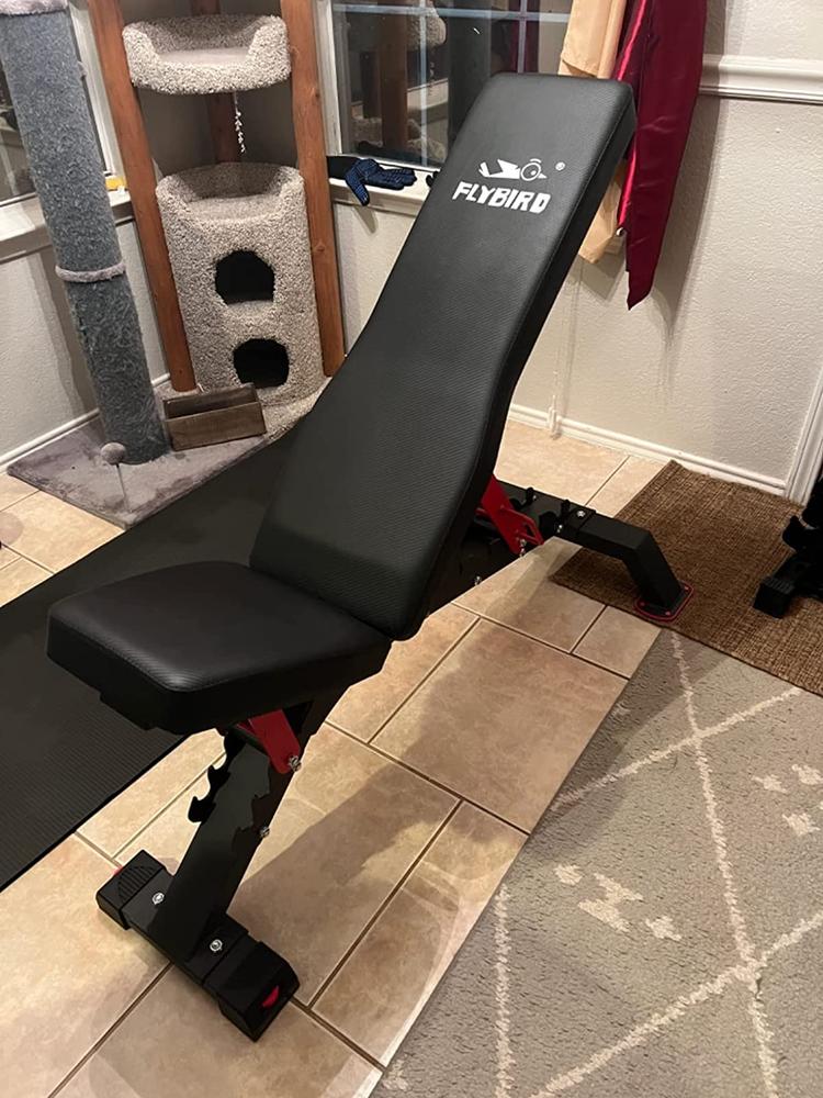 Picked up the Flybird Pro bench on Black Friday for $174 (after coupon).  Haven't seen much on this bench so I thought I'd give a brief reivew in  comments. : r/homegym