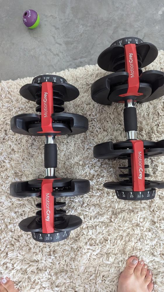 MotionGrey Adjustable Dumbbell 5 to 52.5lb - Customer Photo From Gina Petrovich