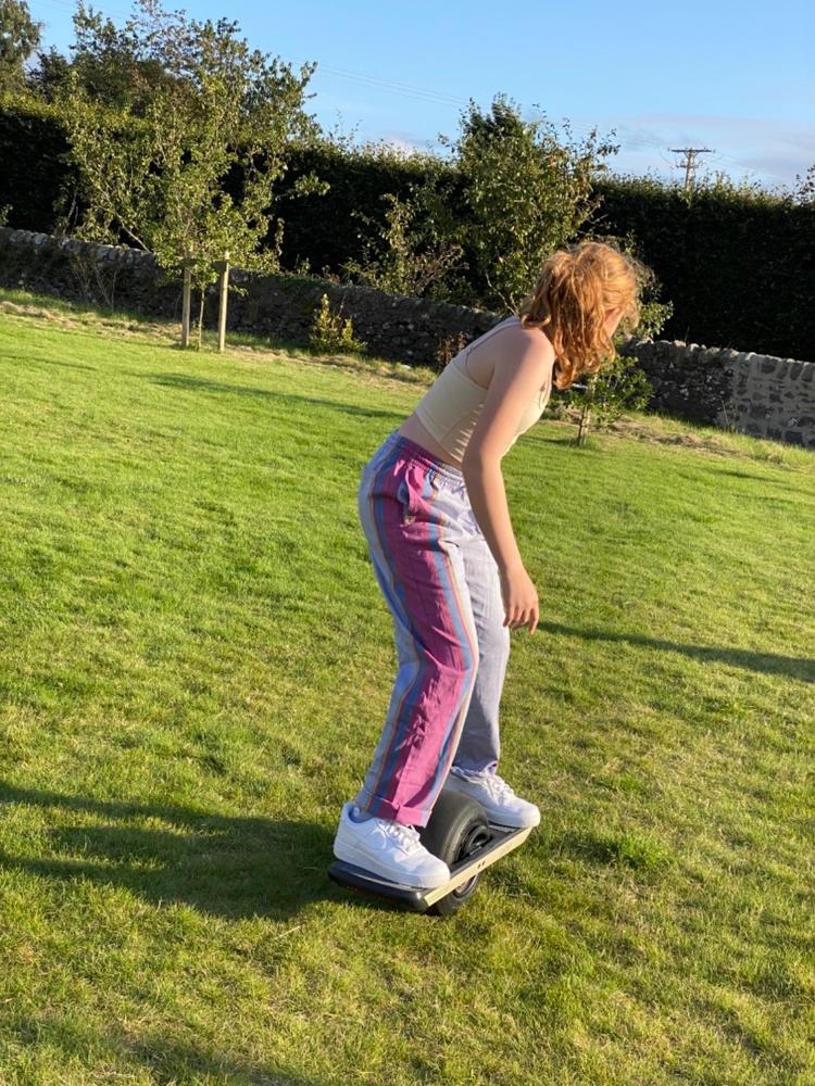 Onewheel Pint Fender Kit - Coral - Customer Photo From Emma Forster