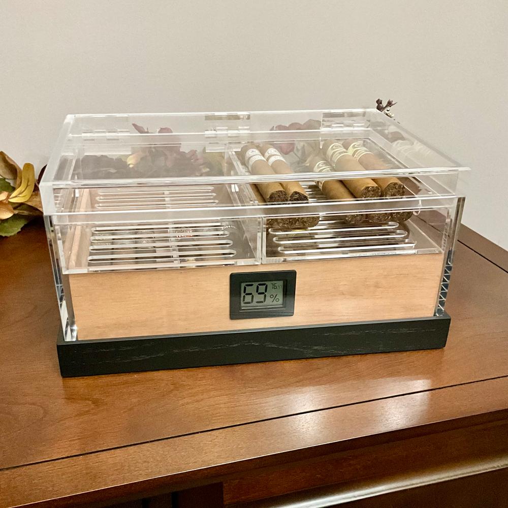 Felix Pro Tupperdor - Acrylic Humidor - Customer Photo From Jeremy E.