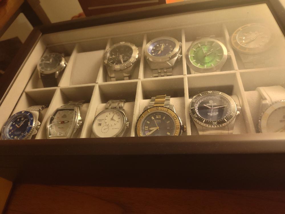 Solid Wood Watch Box - 12 Slot - Customer Photo From VIVIAN PETERSEN