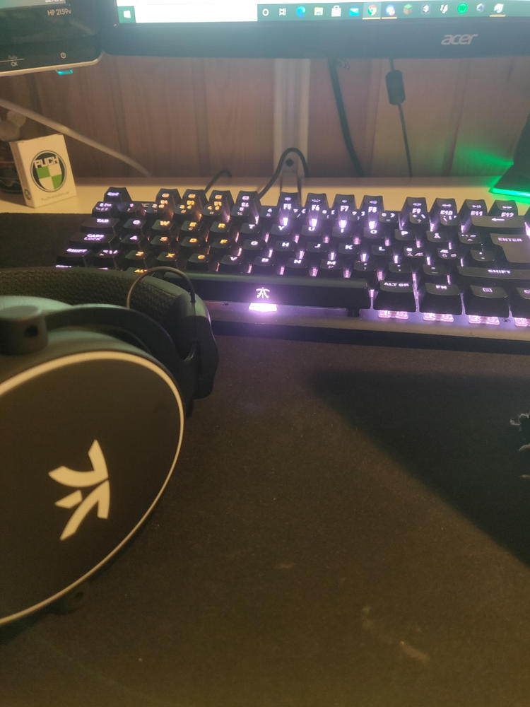 REACT Esports Performance Headset - Customer Photo From Anonymous