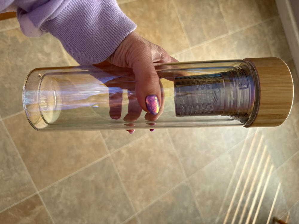 Blair: Iridescent Glass Travel Infuser Mug - Customer Photo From Michelle Smith