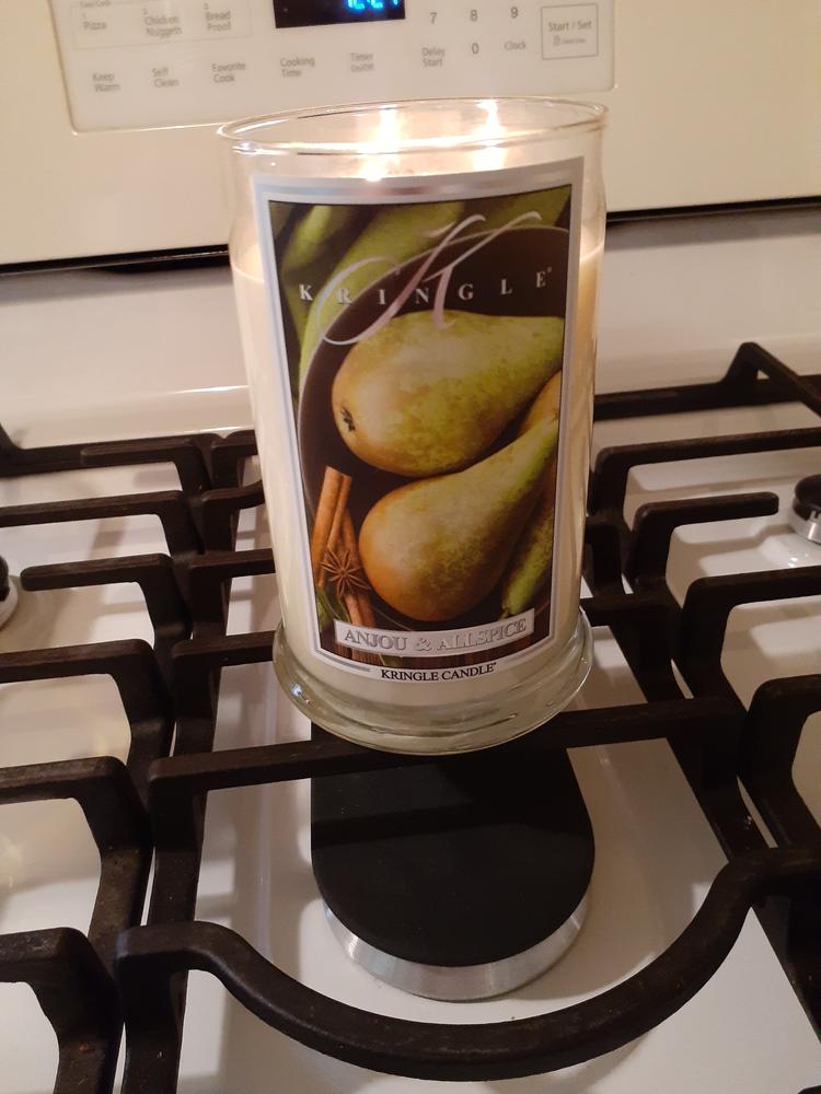 Anjou & Allspice | Soy Candle - Customer Photo From Valerie
