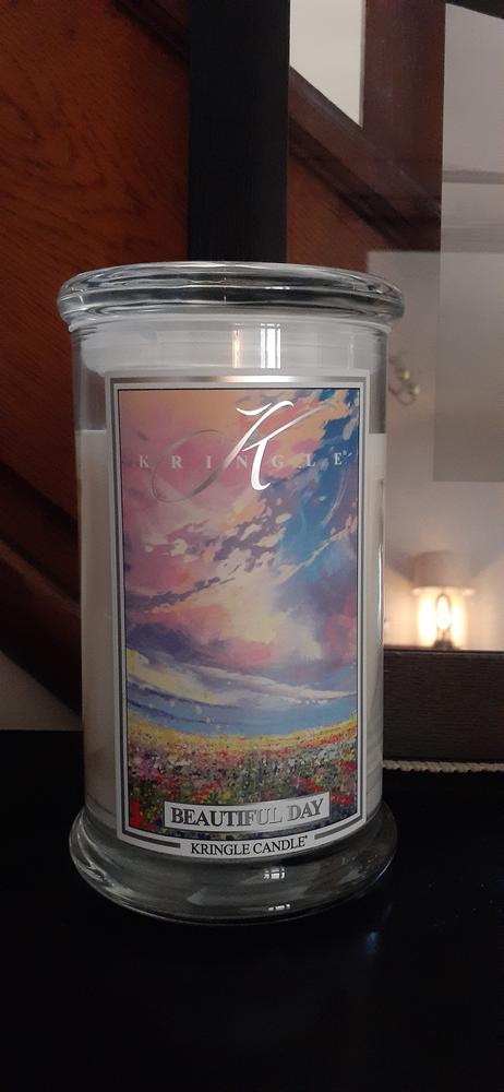 Beautiful Day NEW! | Soy Candle - Customer Photo From Chasity W.