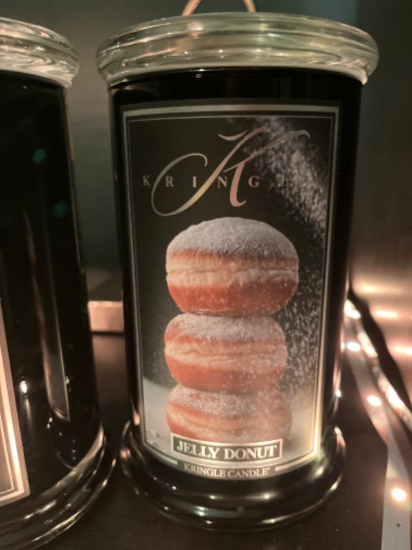Jelly Donut | Soy Candle - Customer Photo From Gilberto R.