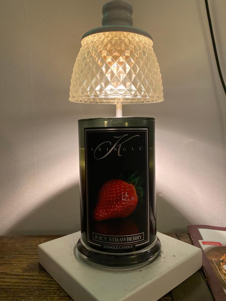 Juicy Strawberry Large 2-wick - Customer Photo From Kelly