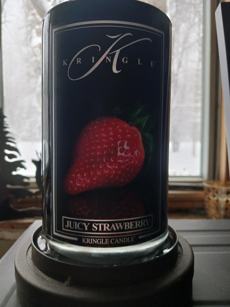 Juicy Strawberry Large 2-wick - Customer Photo From Ann M.