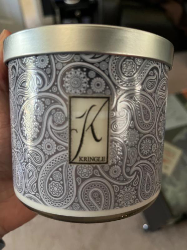Grey | 3-wick Candle - Customer Photo From Gilberto R.