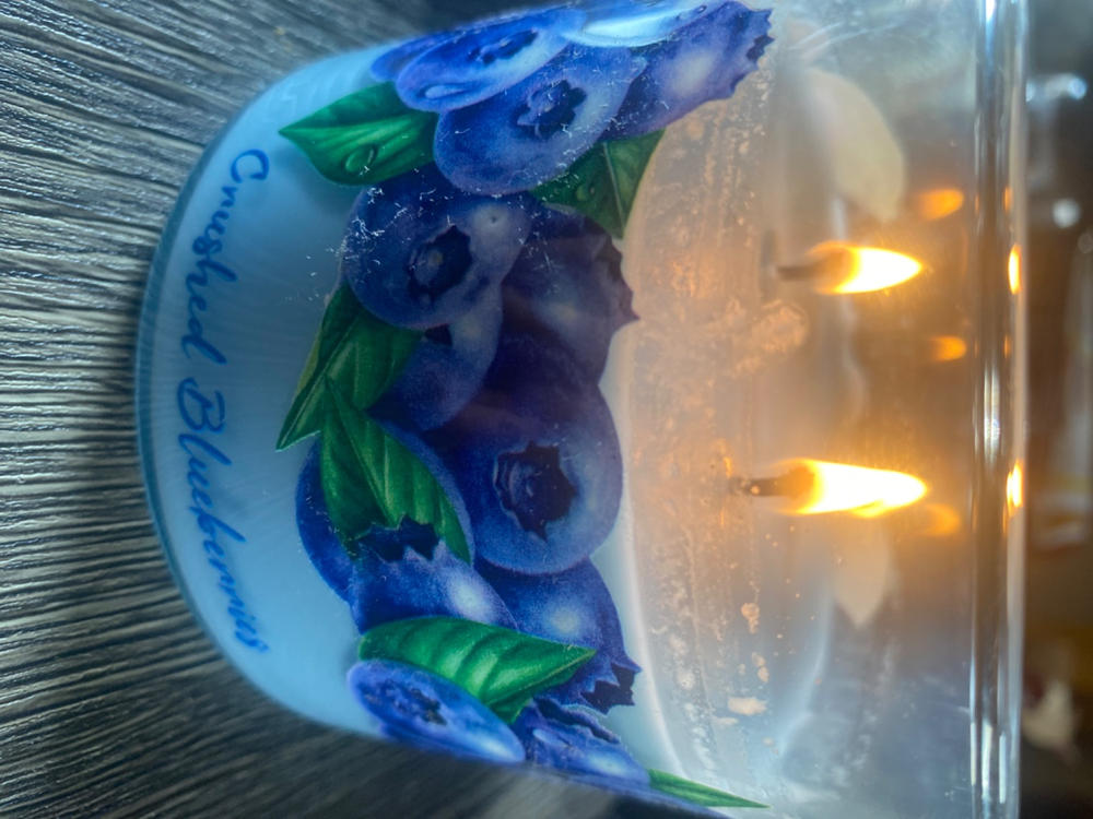 Crushed Blueberries | 3-wick Candle - Customer Photo From Dana M.