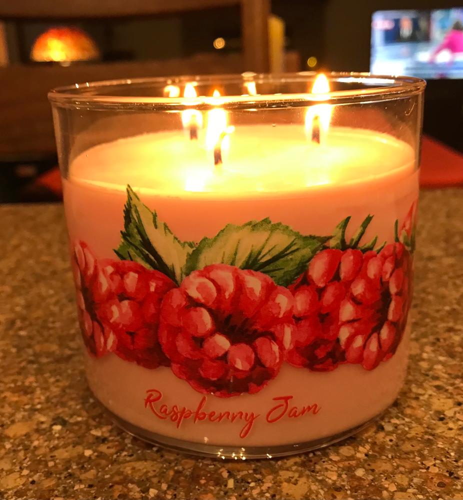 Raspberry Jam | 3-wick Candle - Customer Photo From VegasD