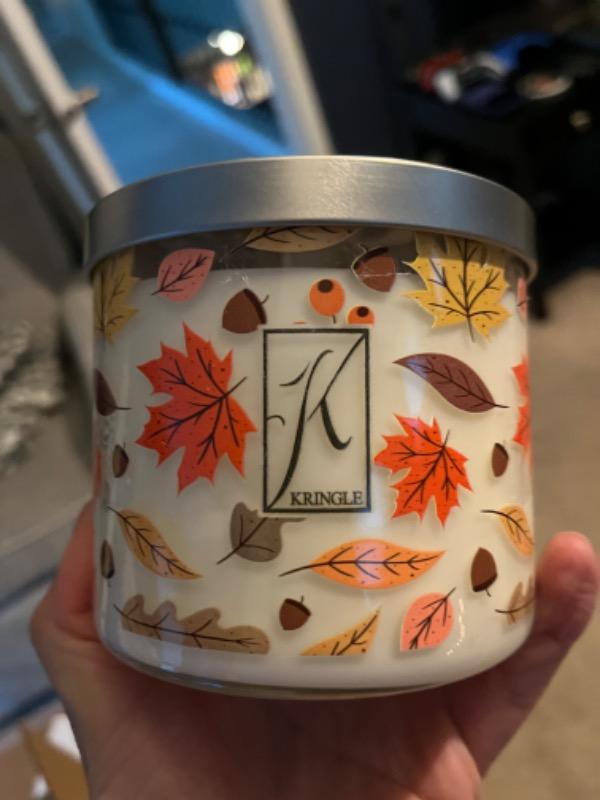 Maple Woods 3-Wick Candle - Customer Photo From Gilberto R.