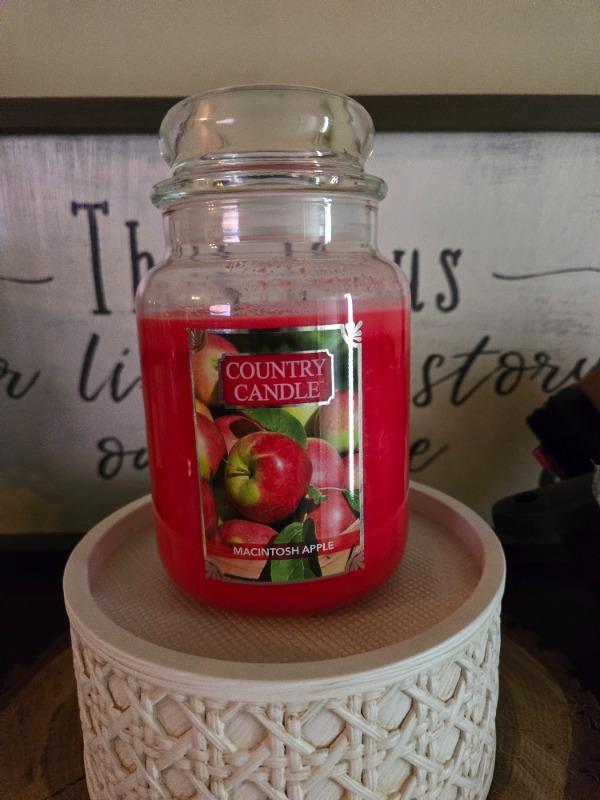 Macintosh Apple Large Jar Candle - Customer Photo From Kimberly K.