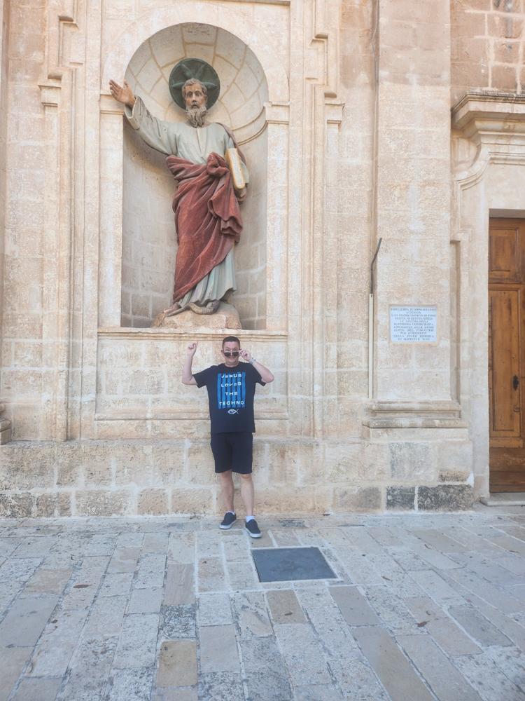 Jesus Loves The Techno T-Shirt / Navy - Customer Photo From Mr Guy E Killen