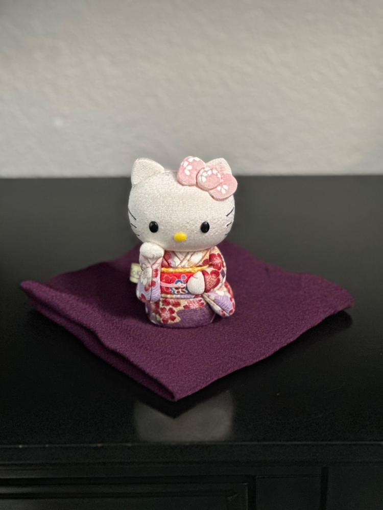 Kakinuma Ningyo Hello Kitty Edo Kimekomi Doll Lucky Cat -Pale Pink - Customer Photo From Anonymous