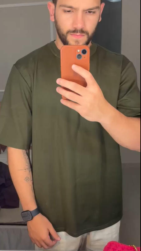 Oversized T-Shirt - Customer Photo From Lucas M.