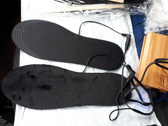 USB Heated Insoles Foot Warmers - Customer Photo From A***v