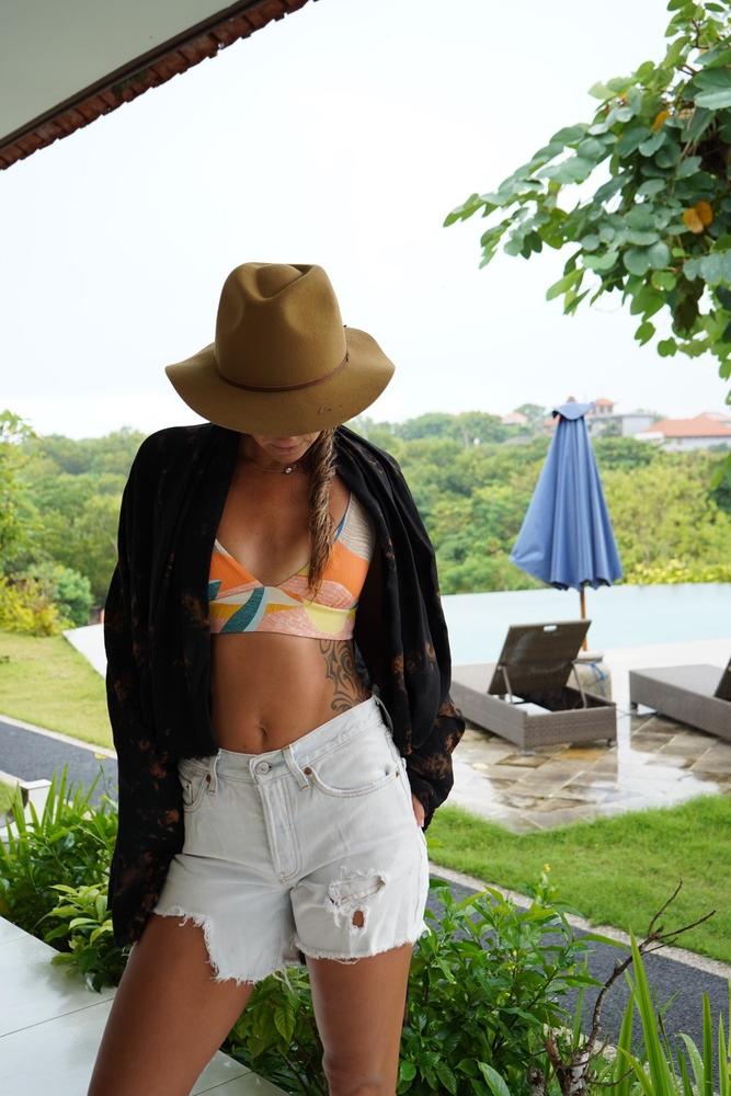 Wesley Fedora - Medal Bronze - Customer Photo From Katherine Imswiler