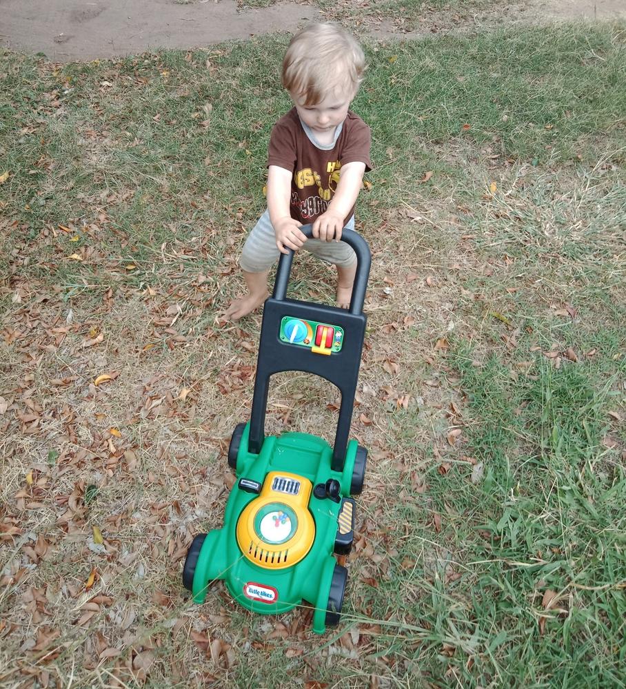 little tikes gas n go mower australia