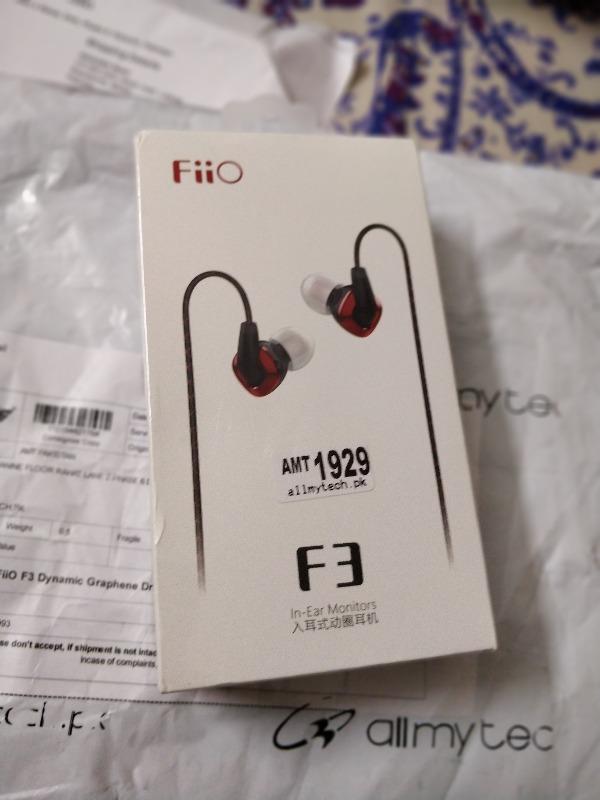 FiiO F3 Dynamic Graphene Driver In-Ear Monitor Earphones with Mic - Customer Photo From Abdullah N.
