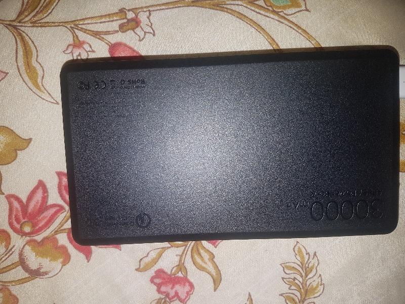AUKEY 30000mAh Portable Charger with Quick Charge 3.0, Lightning & Micro-USB Input - PB-T11 - Customer Photo From Hamza K.