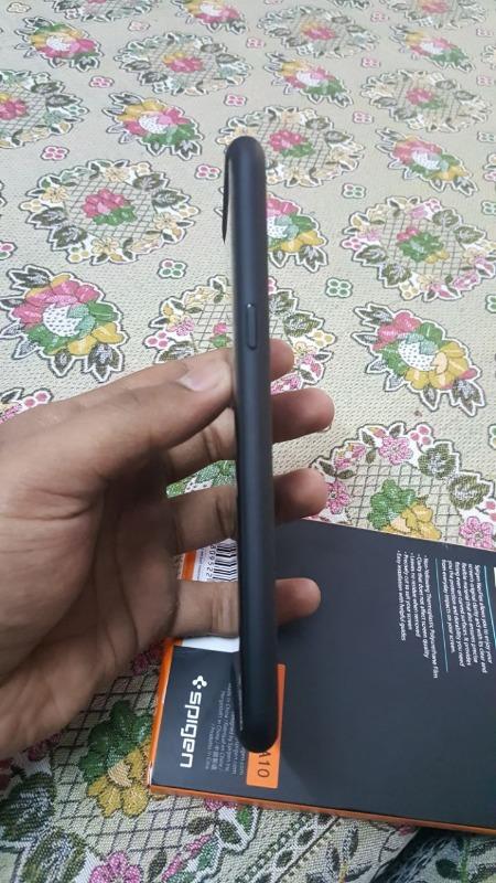 Samsung Galaxy S8 Plus Spigen Liquid Air Case - Black - Customer Photo From Anonymous