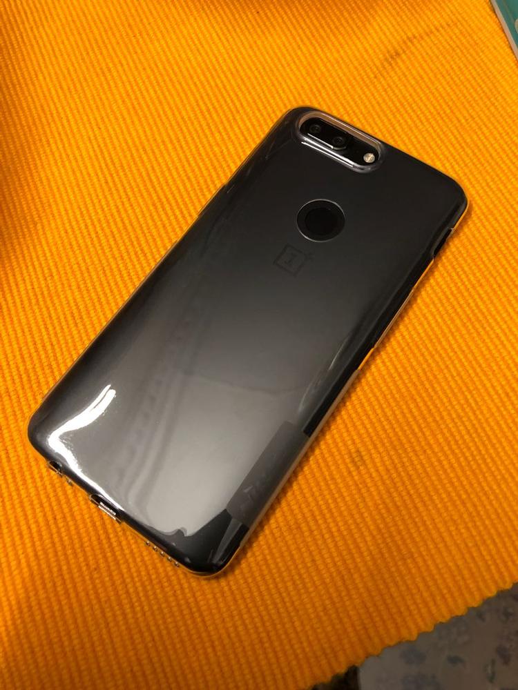 Nillkin OnePlus 5T Premium Silicon Cover - Transparent - Customer Photo From Bina N.