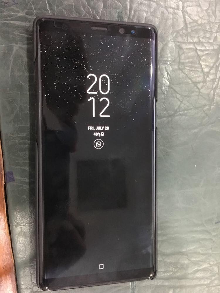 Galaxy Note 8 Spigen Neo Flex Case Friendly Screen Protector - 2 PACK - Customer Photo From Zunair A.