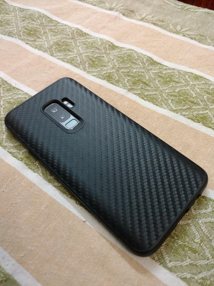 RhinoShield Samsung Galaxy S9 Plus SolidSuit Case - Carbon Fiber - Customer Photo From Syed W.