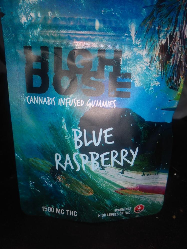 High Dose 1500mg THC Gummy - Blue Raspberry - Customer Photo From Patrice Grondin