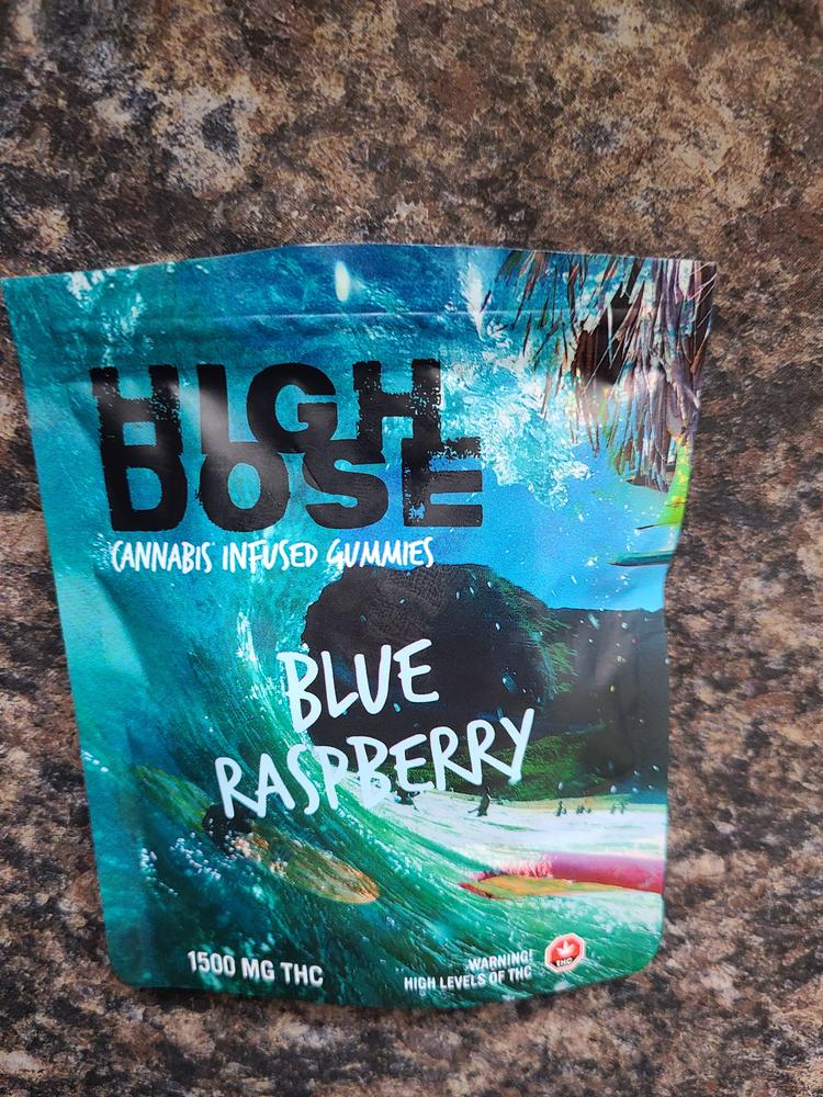 High Dose 1500mg THC Gummy - Blue Raspberry - Customer Photo From hayden melnychuk