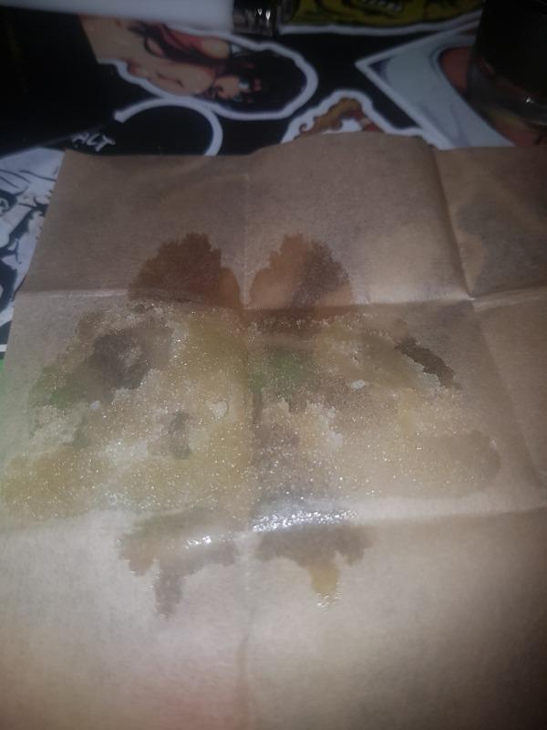 Cosmic Concentrates Premium Shatter 1g - Runtz - Customer Photo From Mike Hymers