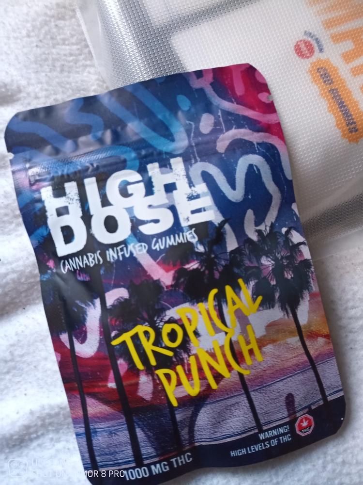 High Dose 1000mg THC Gummy - Tropical Punch - Customer Photo From Julien Isabelle